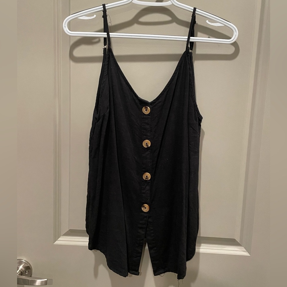 Hayden black spaghetti strap top with buttons & optional knot women’s size large